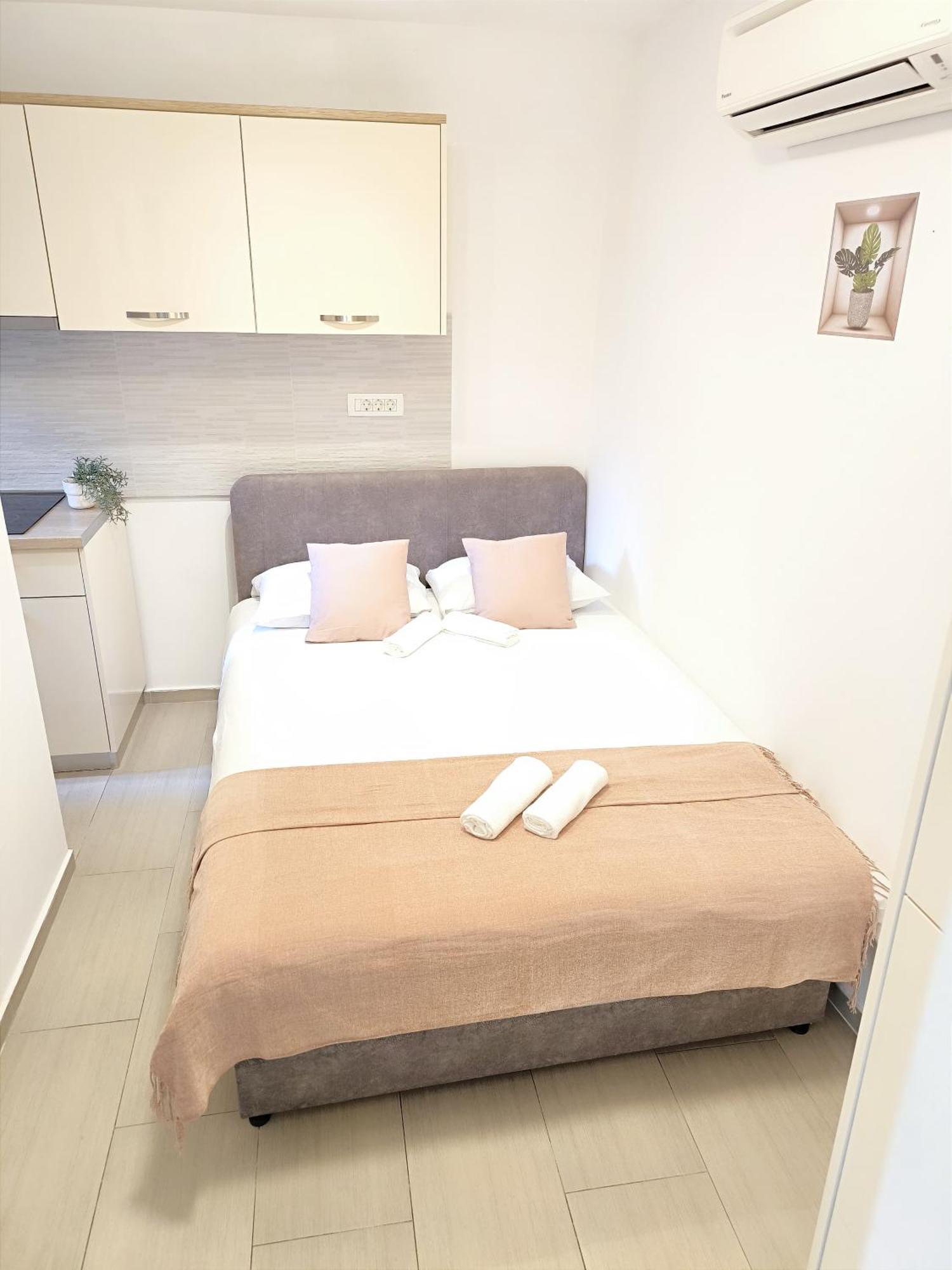 Central Apartment & Room Niko Split Kültér fotó